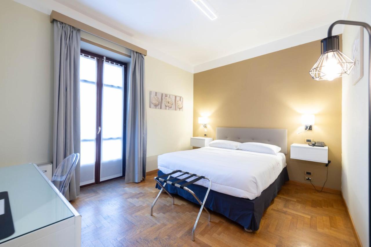 Hotel La Ferte Asti Exteriör bild